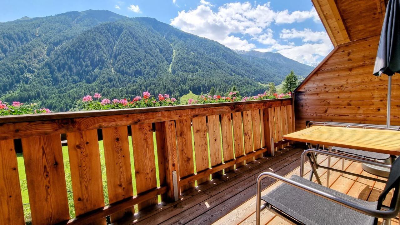 Gaestehaus Landhaus Tyrol Gries im Sellrain Eksteriør billede