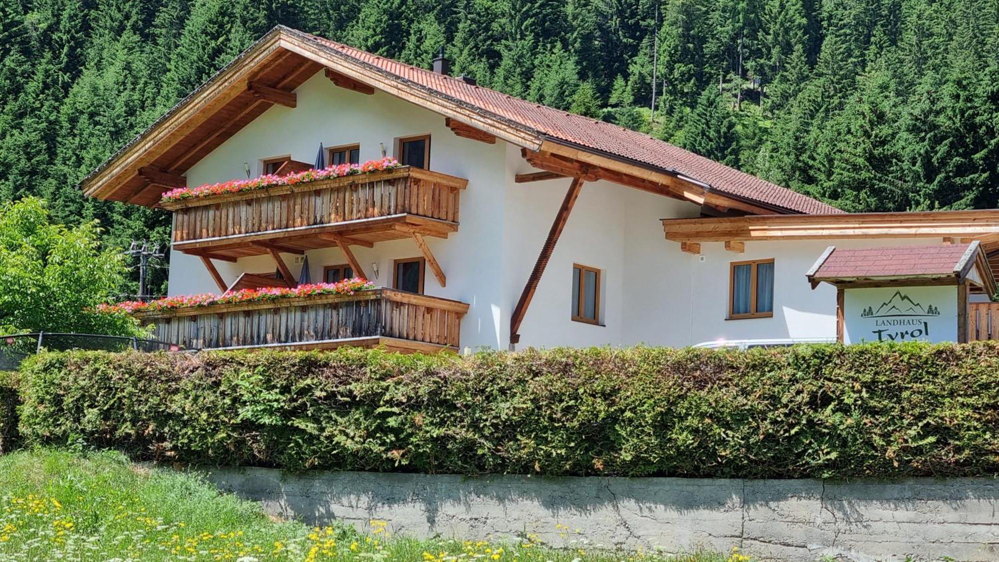 Gaestehaus Landhaus Tyrol Gries im Sellrain Eksteriør billede